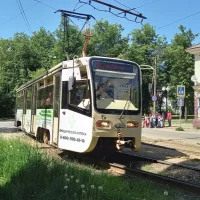 Ярославна отсудила компенсацию за падение на рельсы перед трамваем