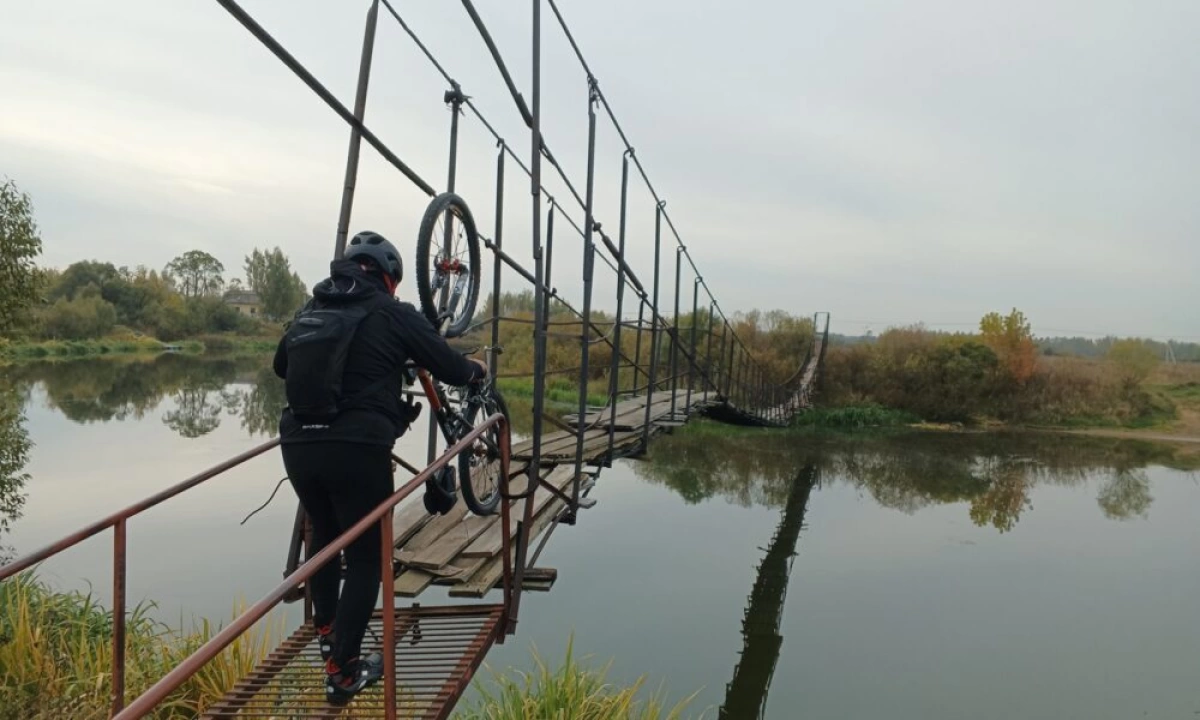 Под Ярославлем собираются снести пешеходный мост через Которосль Под Ярославлем собираются снести пешеходный мост через Которосль