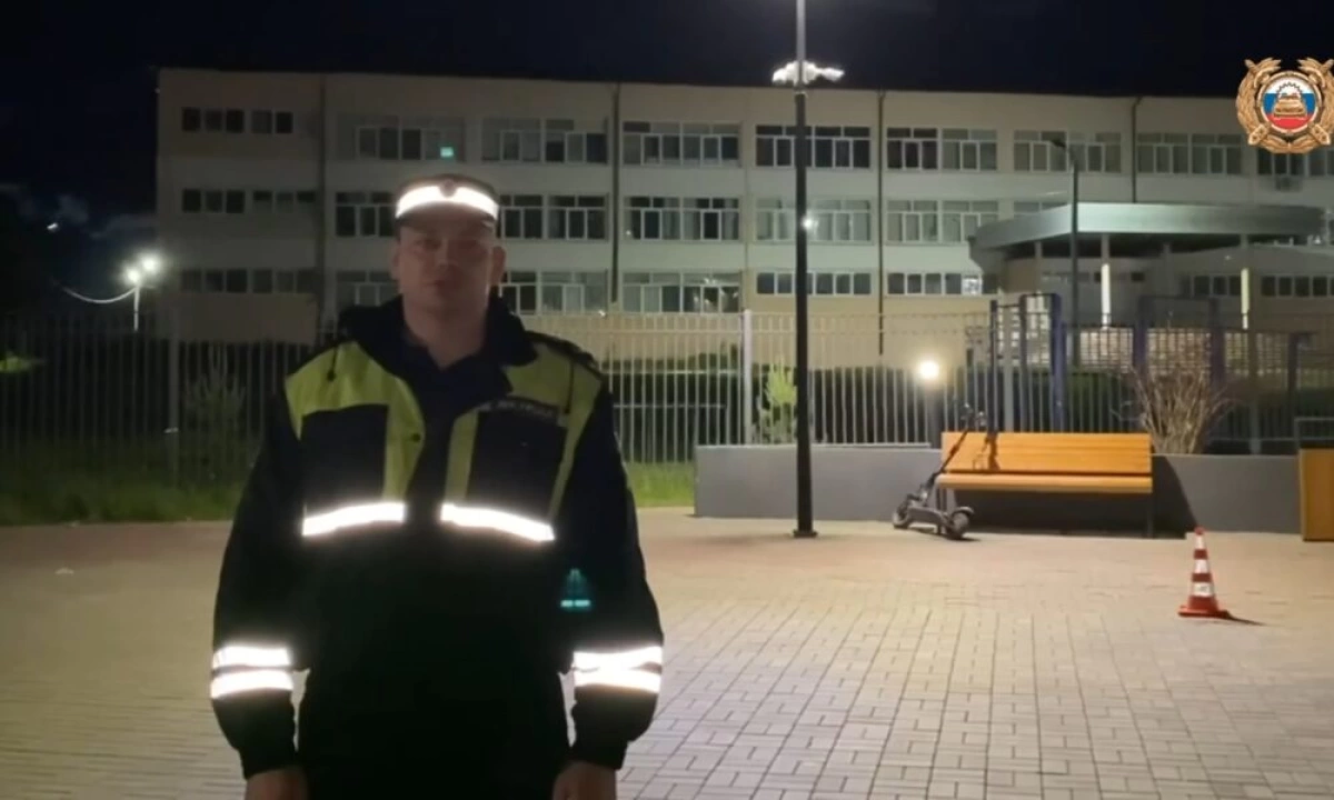 В Ярославской области школьница попала в больницу после падения с электросамоката