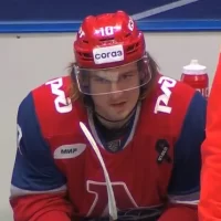 &laquo;Локомотив&raquo; обыграл СКА за счет дубля Иванова