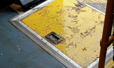 Ярославцы продолжают падать при входе в автобусы