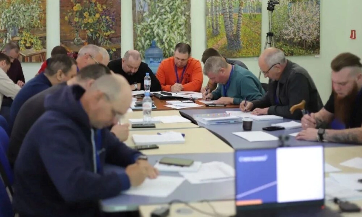 Михаил Евраев рассказал Президенту &nbsp;о программе &laquo;Герои Ярославии&raquo;