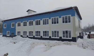 В Ярославле прокурор проверил стройку модульной поликлиники