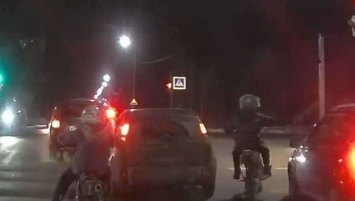 Ярославские депутаты выступили за правовое регулирование питбайков на дорогах Ярославские депутаты выступили за правовое регулирование питбайков на дорогах