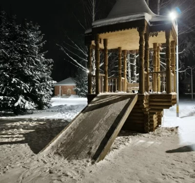 В Ярославской области заколотили очередную детскую горку