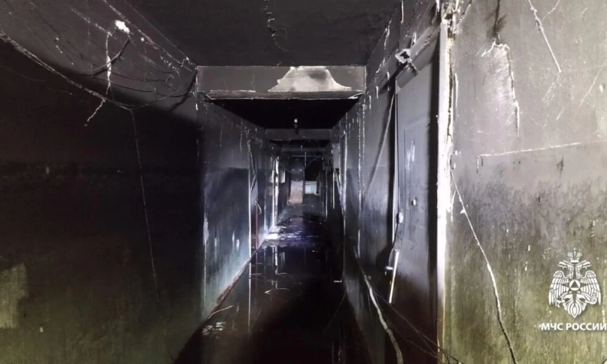 В Ярославской области при пожаре в пятиэтажке спасены девять человек