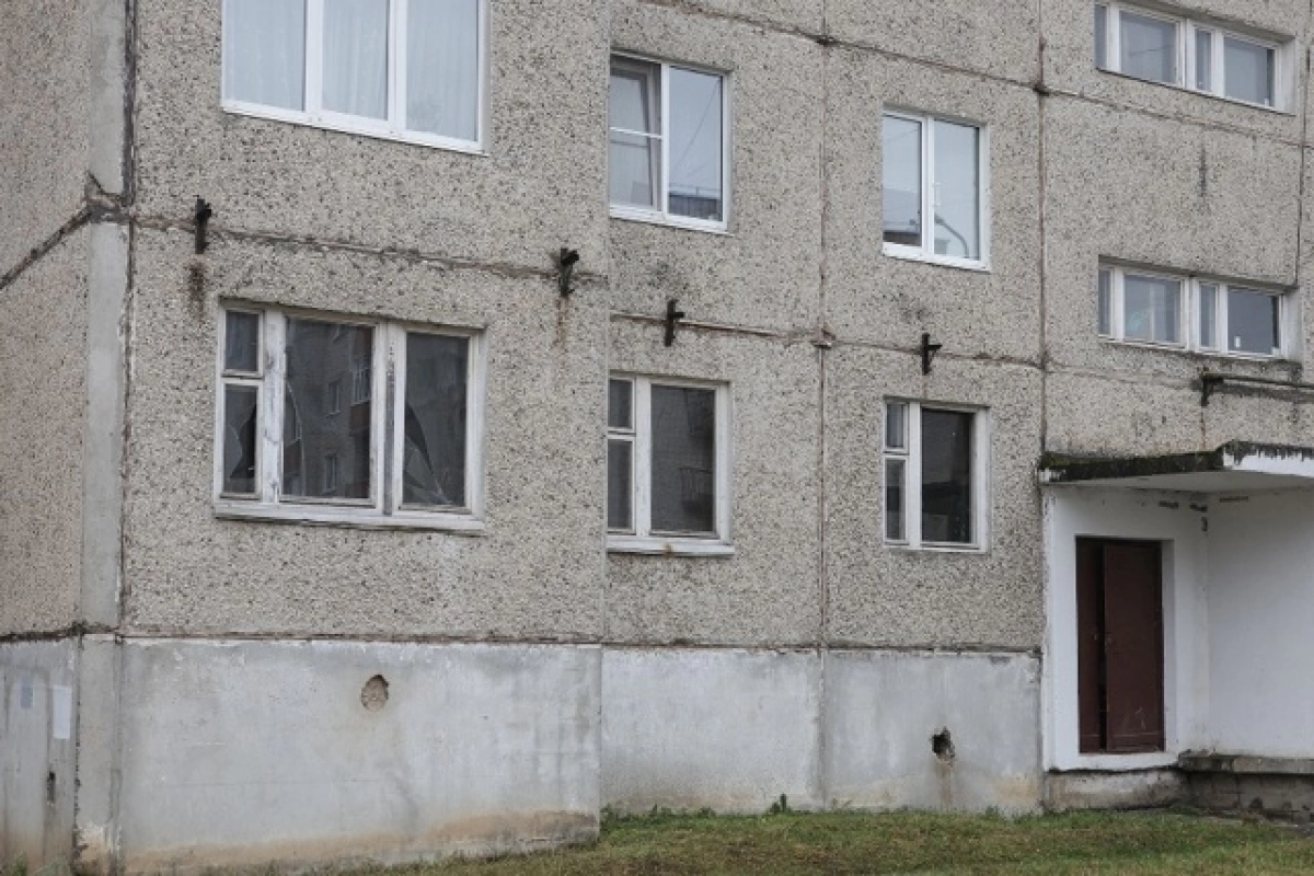 В Ярославской области суд принял три решения о выселении должников из квартир  В Ярославской области суд принял три решения о выселении должников из квартир