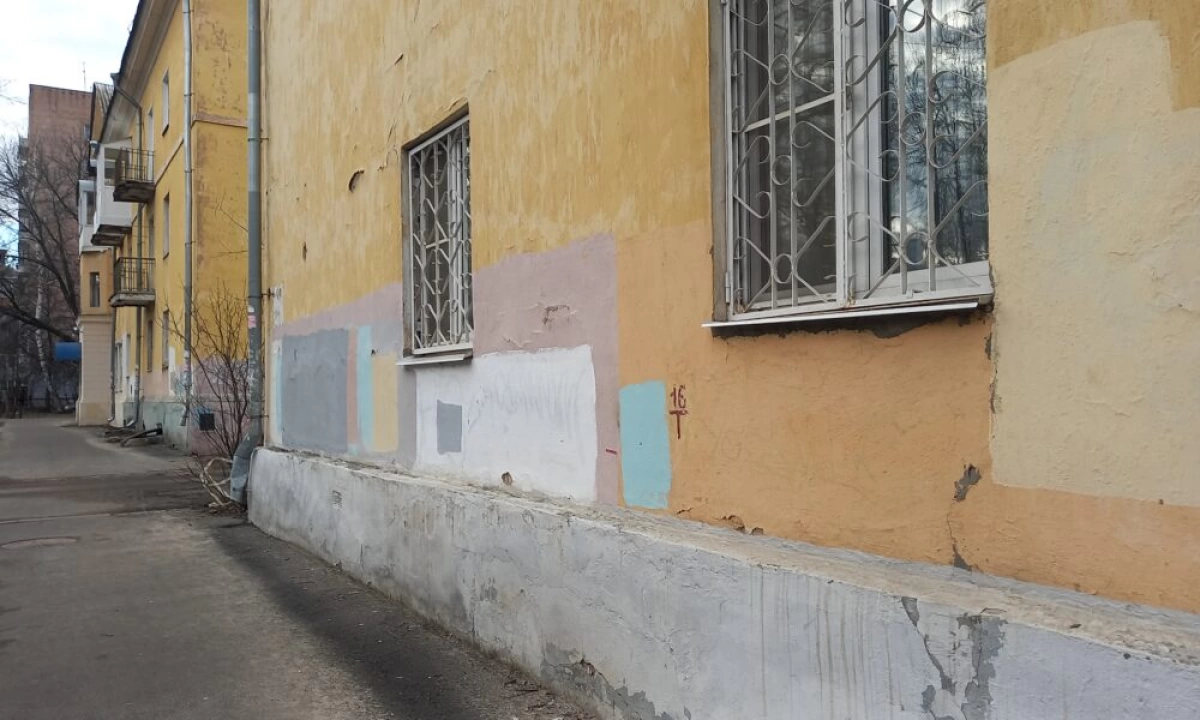 В Ярославле задержан &laquo;трафаретчик&raquo;, разрисовавший всю улицу Свердлова