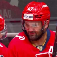 Боб Хартли убрал Сурина от Радулова