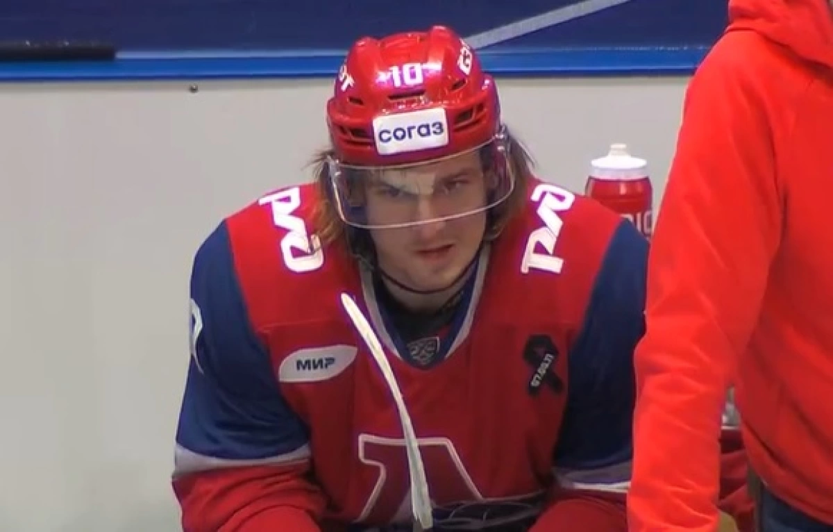 «Локомотив» обыграл СКА за счет дубля Иванова «Локомотив» обыграл СКА за счет дубля Иванова