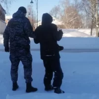 В Ярославской области росгвардейцы спасли замерзавшего мужчину