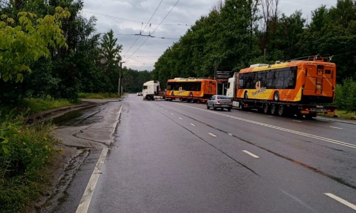 В Ярославль прибыли белорусские троллейбусы «Ольгерд» В Ярославль прибыли белорусские троллейбусы «Ольгерд»