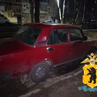Пьяный ярославец напрыгал на чужом автомобиле на 110 тысяч рублей