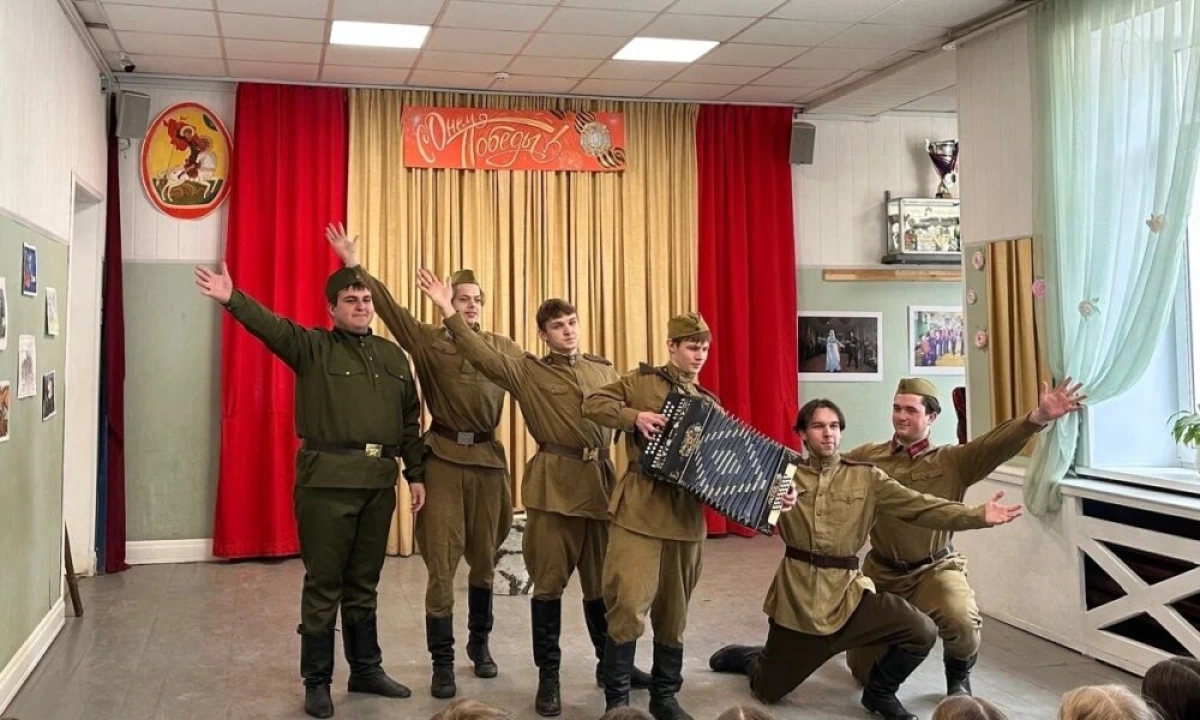 В уникальной сельской школе под Ярославлем откроют кадетский класс В уникальной сельской школе под Ярославлем откроют кадетский класс