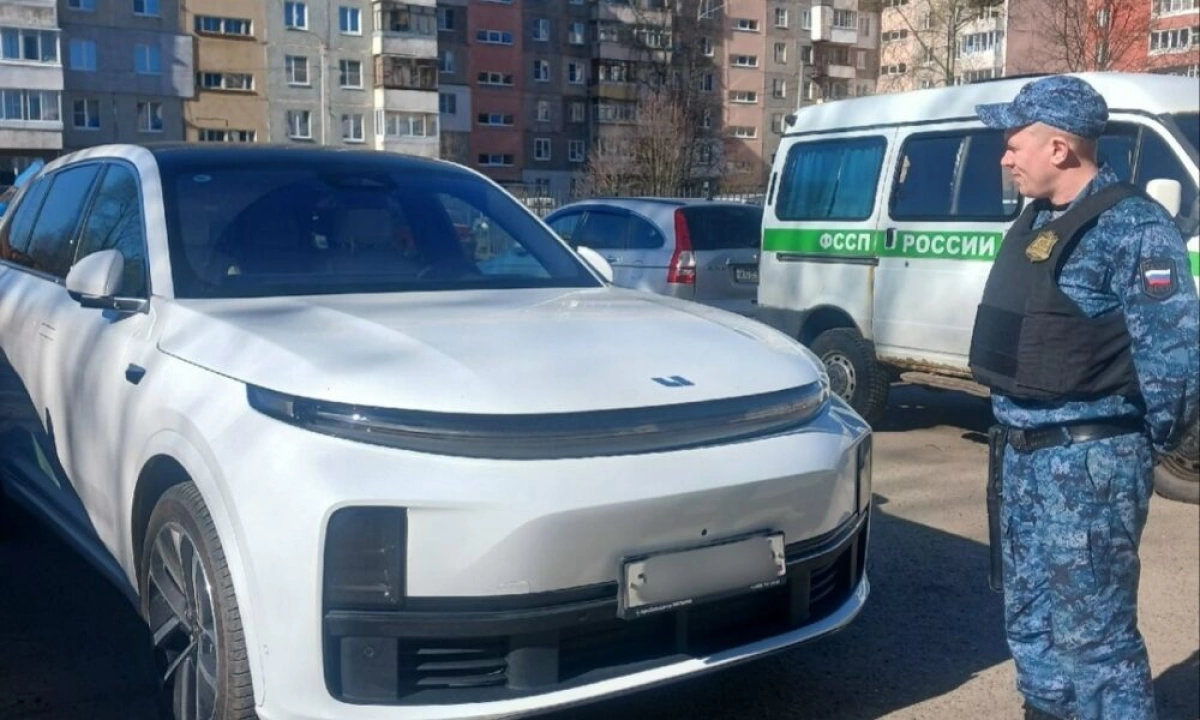 Ярославна чуть не лишилась элитной иномарки из-за кредитного долга