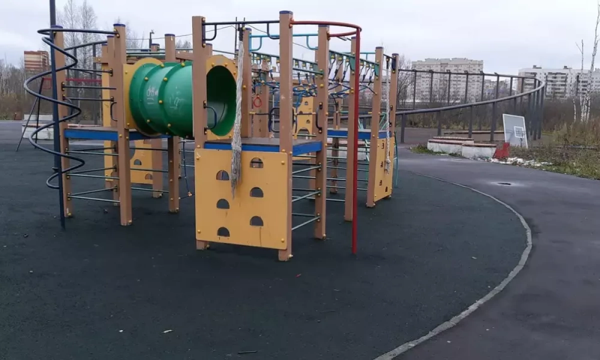 Суд оставил в силе решение о сносе «Озерной гривки» силами подрядчика Суд оставил в силе решение о сносе «Озерной гривки» силами подрядчика