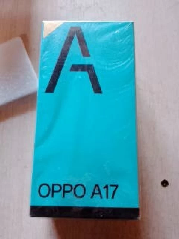 телефон OPPO A 17