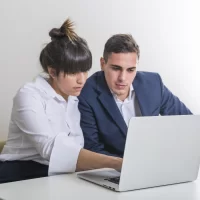 Жители области меньше жалуются на страховщиков, но чаще &ndash; на микрофинансовые организации