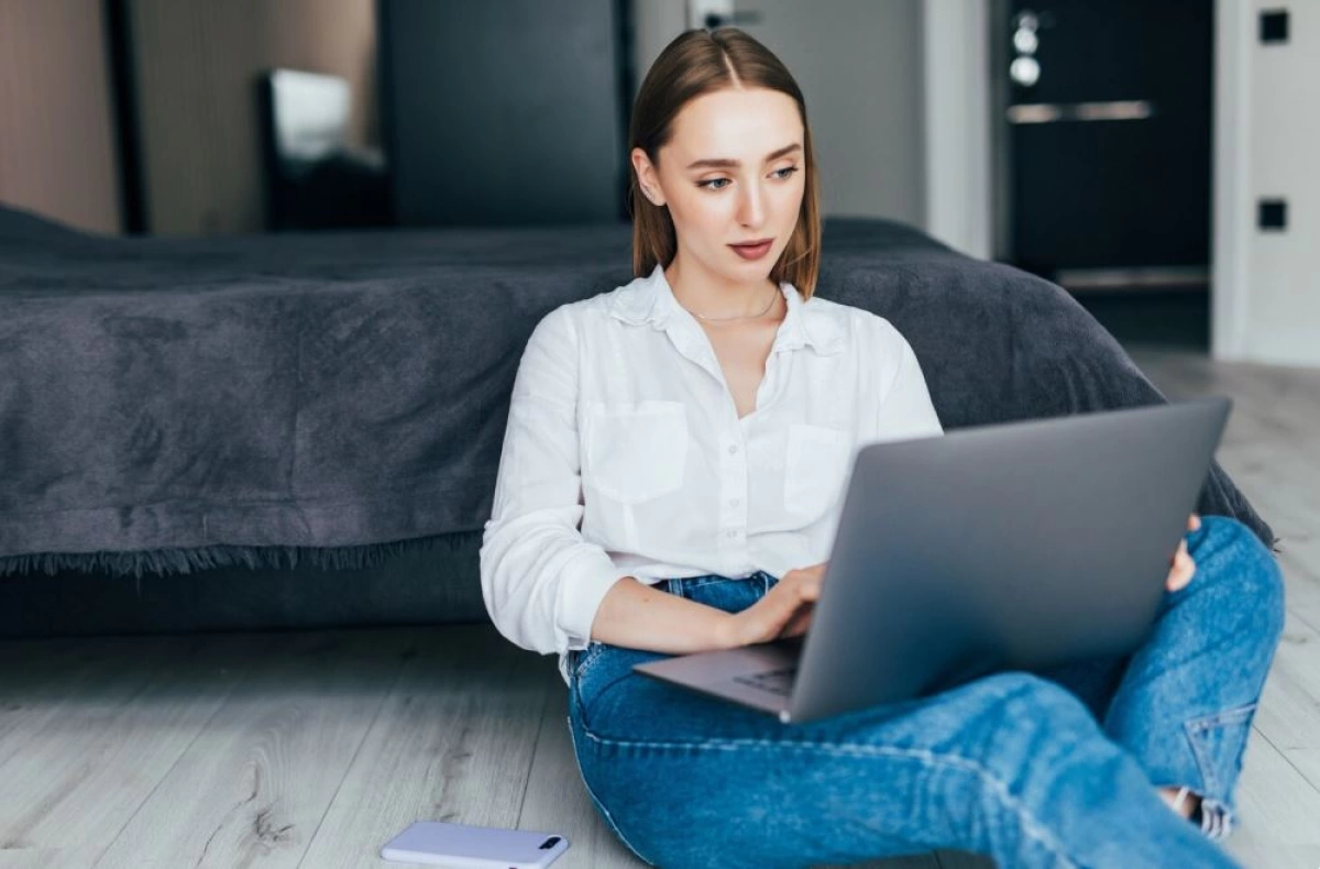 Жителям Тутаева объяснили, как отказаться от денег, которые им присылают пострадавшие от мошенников