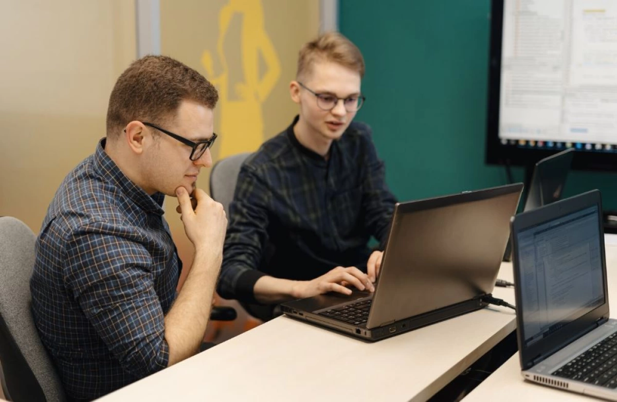 Тутаевских школьников приглашают повысить свою финансовую грамотность Тутаевских школьников приглашают повысить свою финансовую грамотность